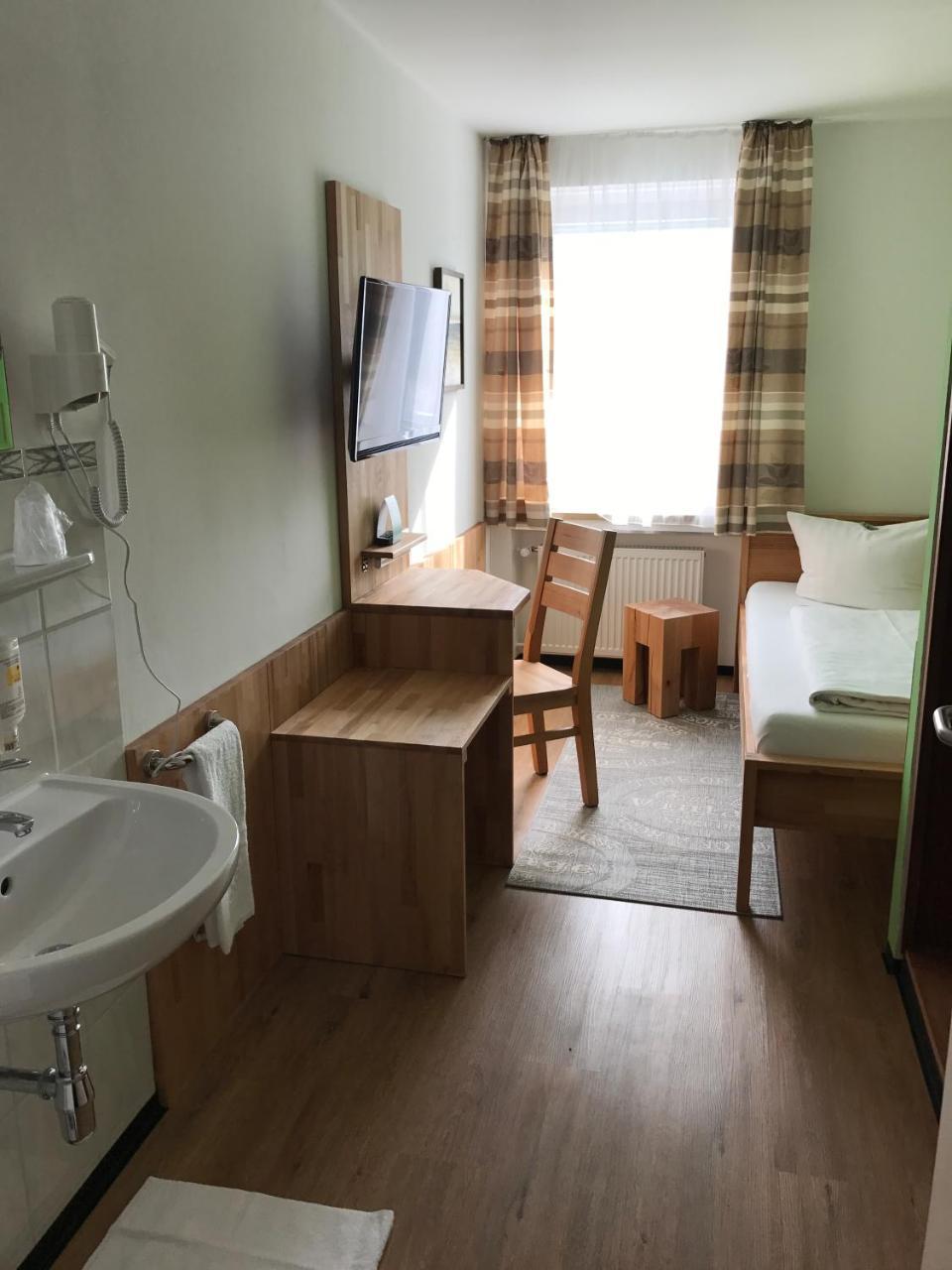 Hotel Luitpold Ландсгут Екстер'єр фото